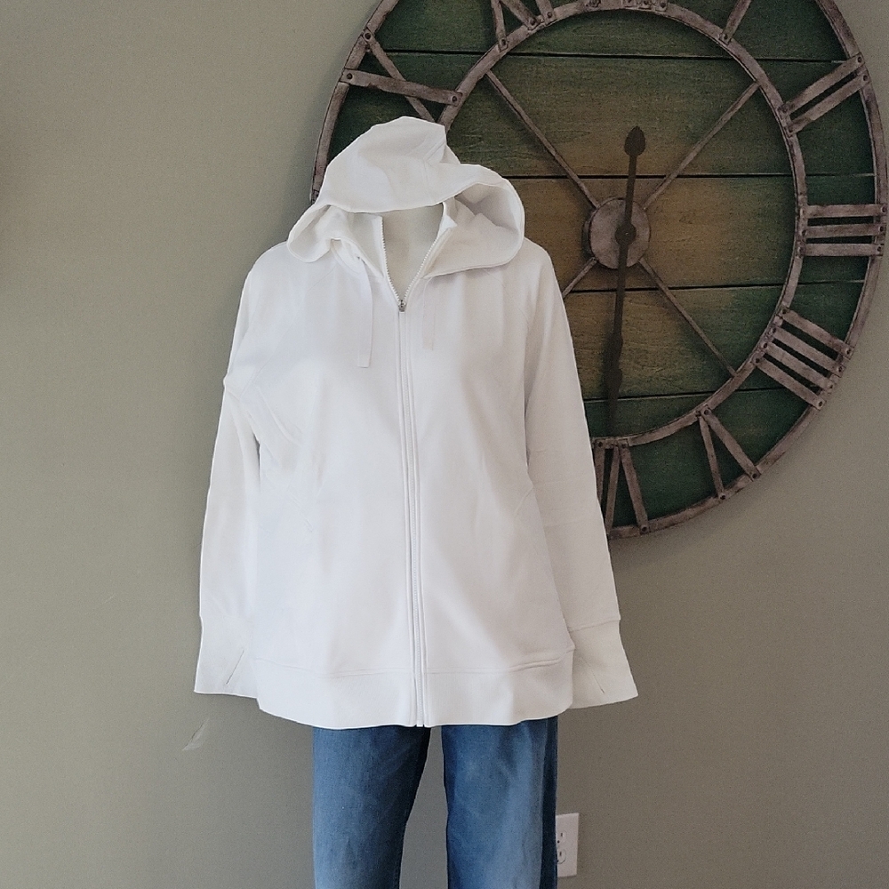 Athleta Triumph Hoodie In White - Picture 3 of 16